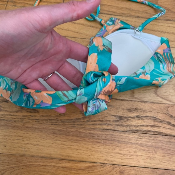 Rip Curl Ruffle Bikini - Picture 6 of 13